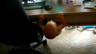 Малыш силач - смотреть видео (1:08)