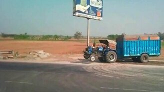 Перегруз на тракторе - смотреть видео (0:23)