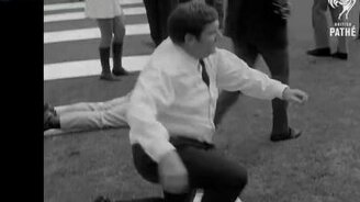 Соревнования с горошинкой - смотреть видео (0:58)