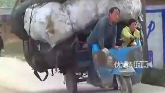 Супермощный мотороллер - смотреть видео (1:09)