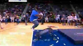 Не долетел до кольца - смотреть видео (0:17)