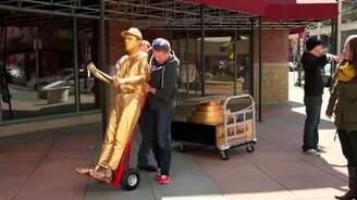 Живой памятник - смотреть видео (1:35)