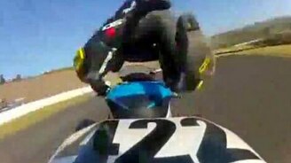 Ловко избежал падения - смотреть видео (0:21)