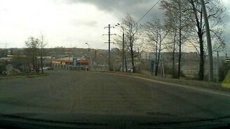 Вдруг откуда ни возьмись - покрышки! - смотреть видео (0:29)