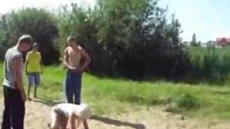 Перекрутили девушку - смотреть видео (0:29)