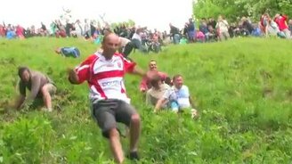 Соревнования английских дуралеев - смотреть видео (2:19)