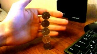 Трюк с пятью монетами - смотреть видео (0:17)