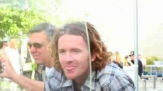 Современная игрушка-голограмма - смотреть видео (0:18)