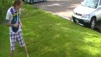 Газон волнуется раз... - смотреть видео (0:29)