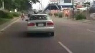 Доездился без рук задом наперёд - смотреть видео (0:51)