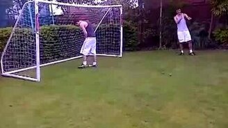 Отличный ударчик - смотреть видео (0:13)