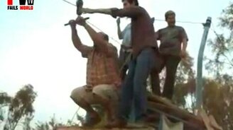 Не удержал сам себя - смотреть видео (0:39)