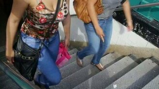 Коварная ступенька - смотреть видео (1:27)