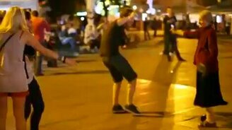 Показала класс молодёжи - смотреть видео (1:18)