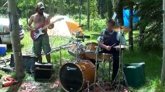 Коп-барабанщик - смотреть видео (4:18)