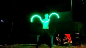 Шикарное световое представление - смотреть видео (3:21)