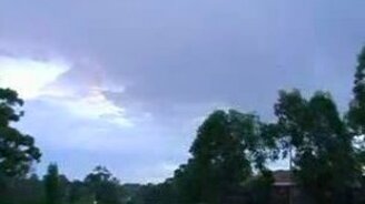 Молния и самолёт - смотреть видео (0:31)