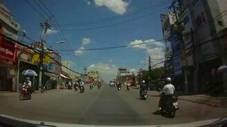 Вьетнамский дорожный переполох - смотреть видео (3:44)