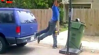 Смешная новая подборка падений - смотреть видео (6:04)