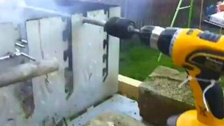 Лучший способ сделать барбекю - смотреть видео (0:40)