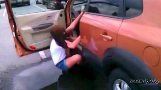 Ловкий прыжок в лужу - смотреть видео (0:05)