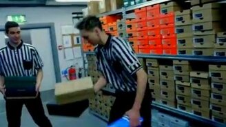 Магазинные циркачи - смотреть видео (0:30)