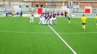 Навалились на мяч - смотреть видео (0:28)