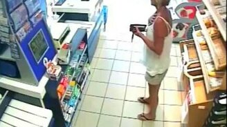 Спас всех от ограбления - смотреть видео (1:48)