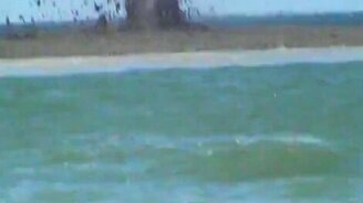 Извержение в море - смотреть видео (1:17)