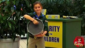 Слабо поднять ведро монет? - смотреть видео (1:34)