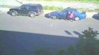 Паркуется 15 минут - смотреть видео (0:59)