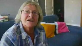 Бабулька-геймер - смотреть видео (1:17)