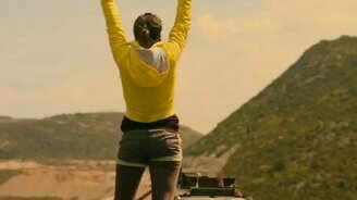 Безумная канатоходка - смотреть видео (3:23)