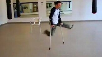 Танец на костылях - смотреть видео (3:02)