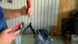 Парящая в воздухе отвёртка - смотреть видео (0:17)