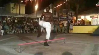 На высоте бутылок - смотреть видео (1:33)