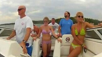 Поездка на катере не удалась - смотреть видео (0:27)