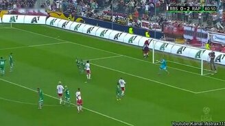 Полный провал футболиста - смотреть видео (0:40)