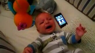 Как отвлечь ребёнка - смотреть видео (0:29)