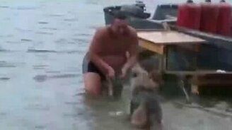 Грузовик-утопленник - смотреть видео (0:35)