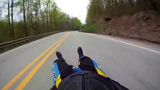 Не удержал равновесие - смотреть видео (0:35)