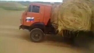 Сельский автопоезд - смотреть видео (0:27)