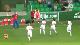 Виртуозный гол! - смотреть видео (0:20)