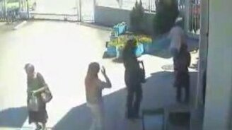 Осторожно бордюр - смотреть видео (4:05)