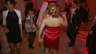 Улётная леди в красном - смотреть видео (1:06)