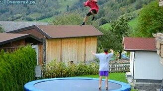 Улетел с трамплина - смотреть видео (0:11)