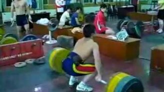 Поднял штангу в 170 кг - смотреть видео (0:17)