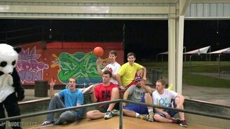 Меткая команда ребят - смотреть видео (5:57)