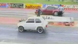 Фиат против Порше - смотреть видео (0:29)