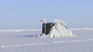 Всплытие подводной лодки - смотреть видео (0:58)